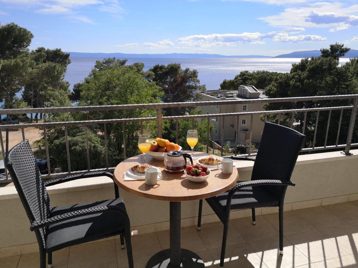 Apartments Neva Makarska Exterior foto