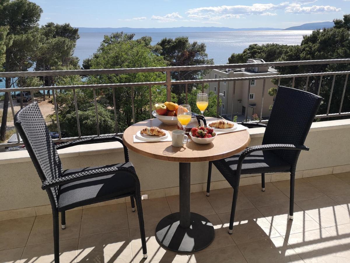 Apartments Neva Makarska Exterior foto