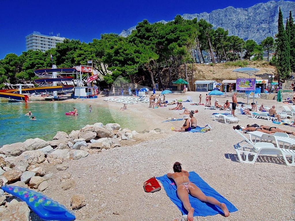 Apartments Neva Makarska Exterior foto